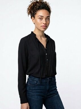 LOFT Black Blouse Size S 100% Polyester Pleated Tie Neck L Sleeve Flowy Top Chic